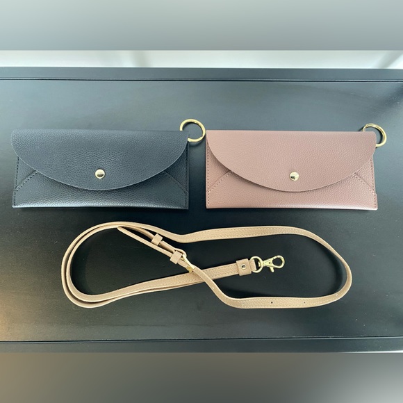 Lark & Ives - Envelope Cross Body Bag (Black and Mulberry) with Strap - Picture 5 of 9